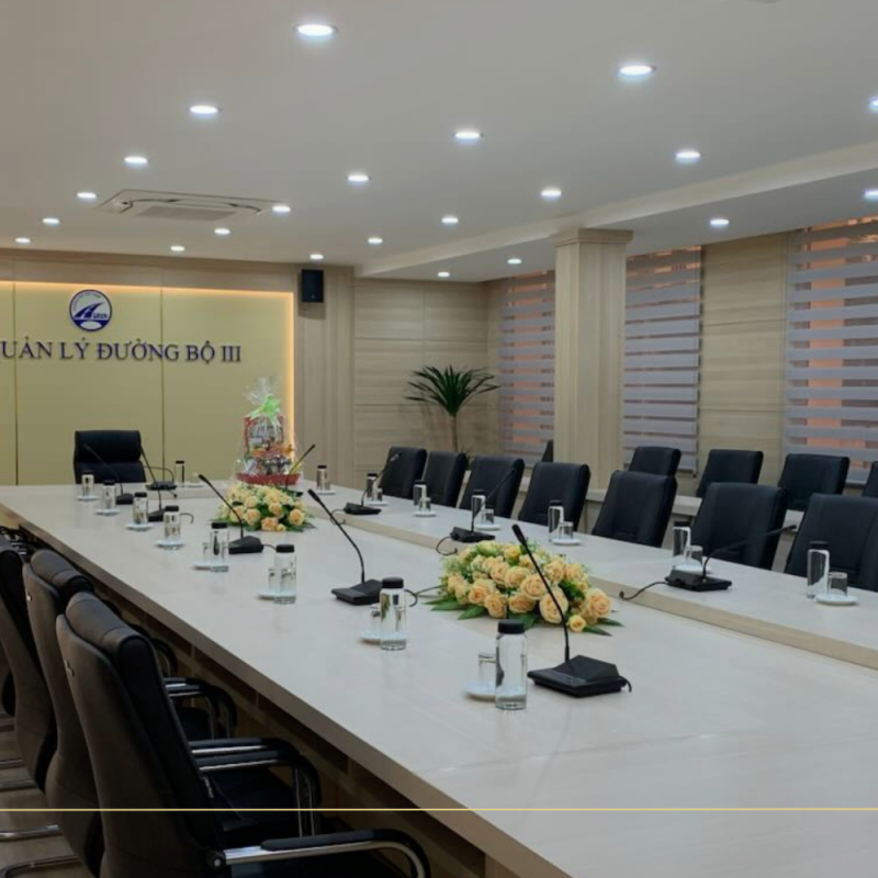 Cục Quản lý Đường bộ III - Hoàn thiện thi công phòng họp