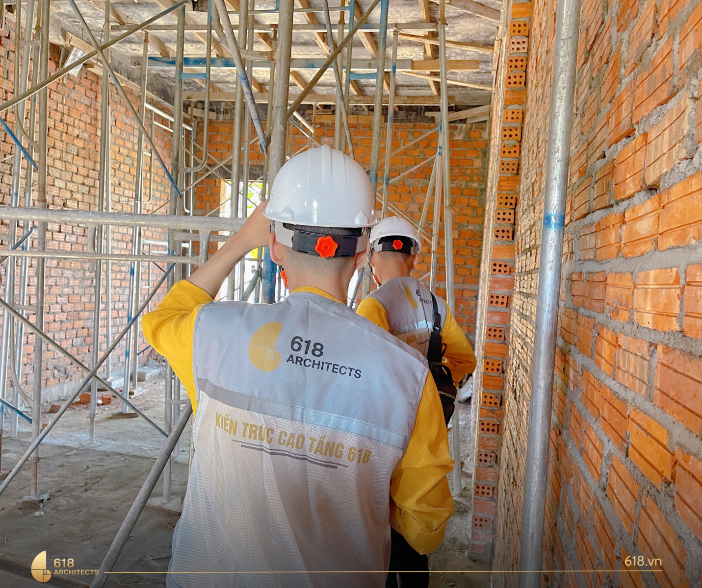 Việc giám sát chặt chẽ giúp phát hiện sớm các vấn đề, kịp thời khắc phục và hạn chế chi phí sửa chữa