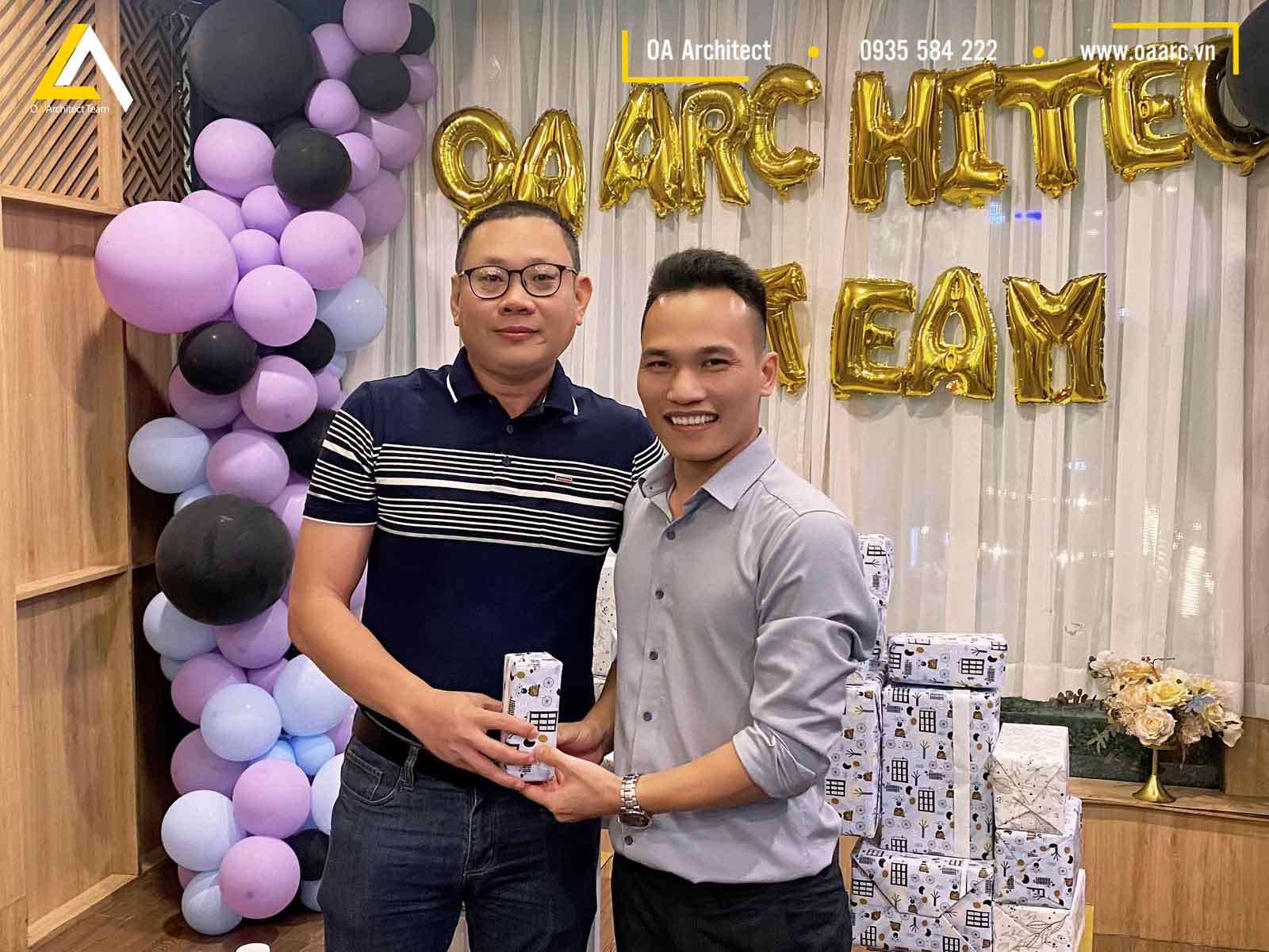 tiệc cuối năm 4